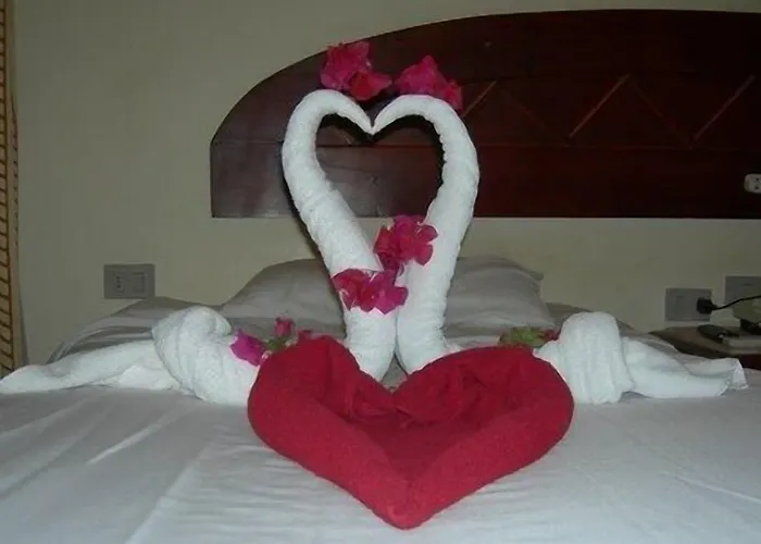 Magawish Village And 4* Sahl Hasheesh